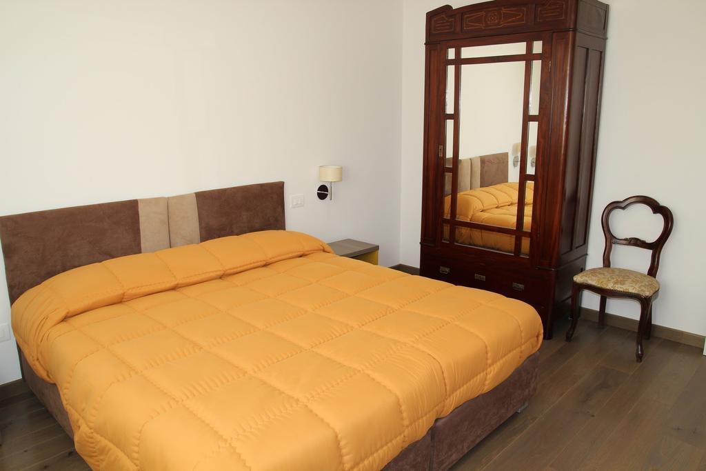 Suite Rosso & Nero Lecce Extérieur photo